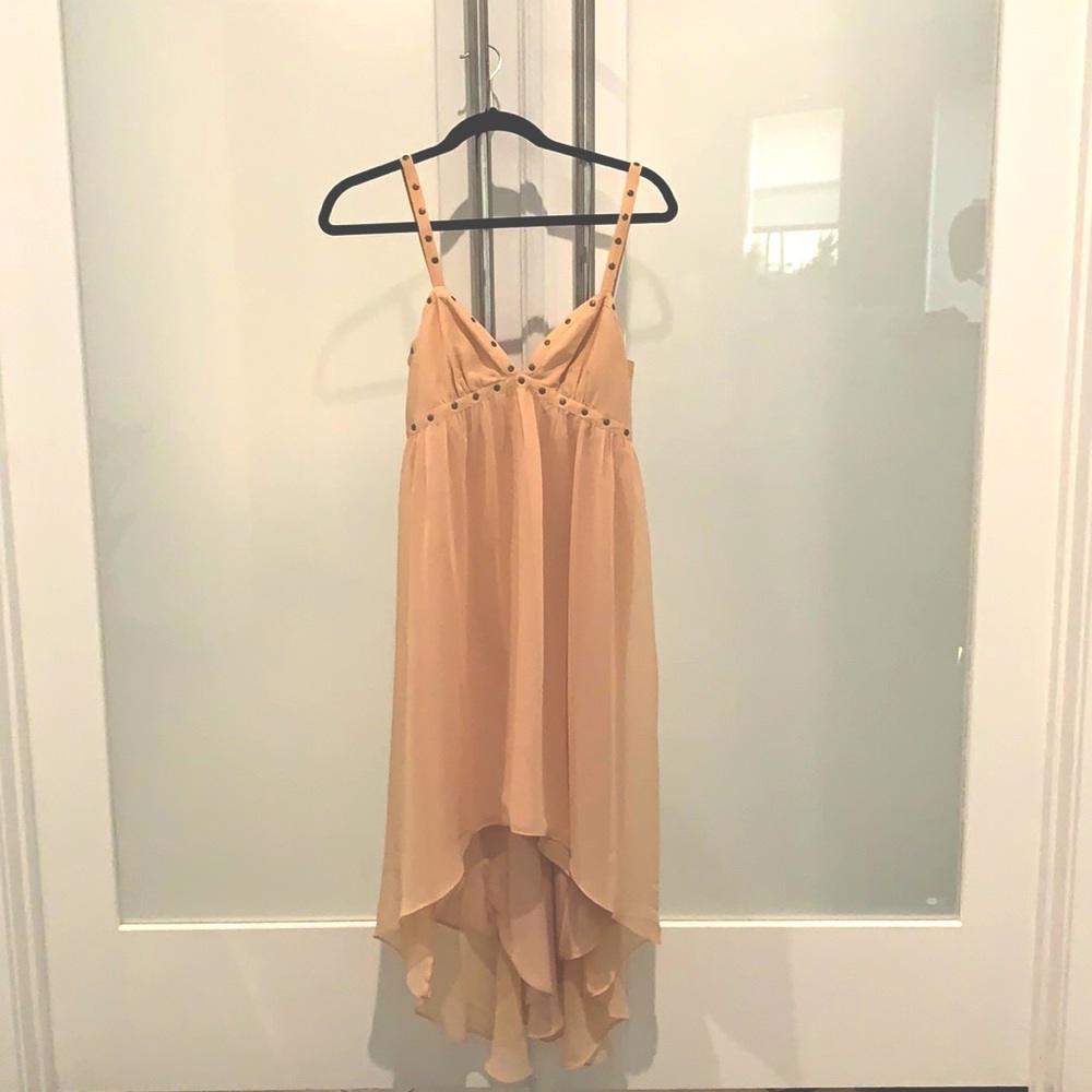 Ladakh Nude Hi/low Dress. Size 2. Left side zip & hook closure.